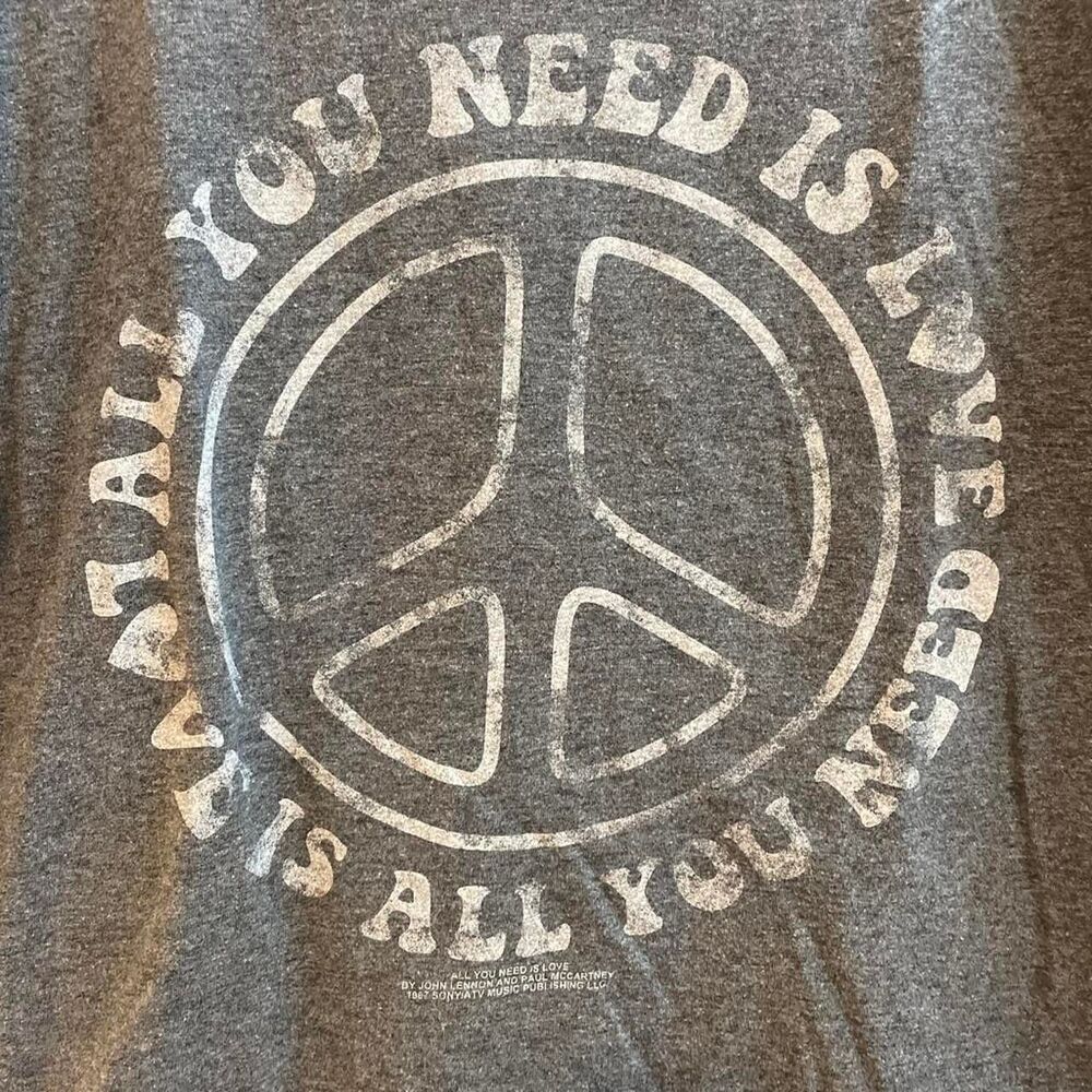 Unbranded Women's Grey T-shirt